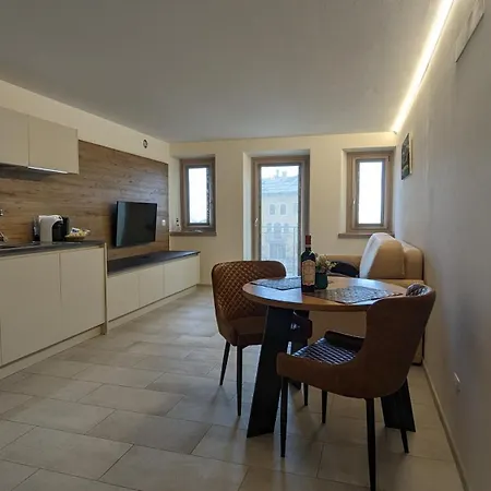 House Of Truelove/mountain Pearl/45 To Verona